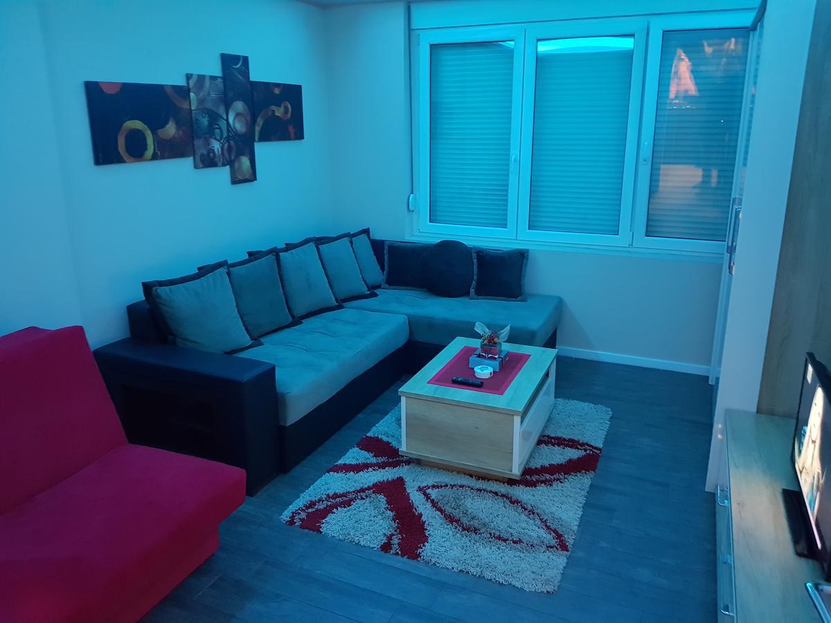 Ceca Apartman Ni Kültér fotó