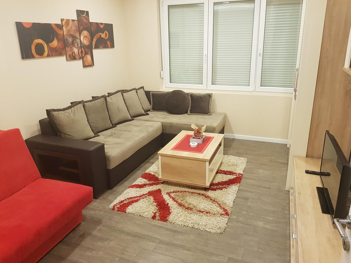 Ceca Apartman Ni Kültér fotó