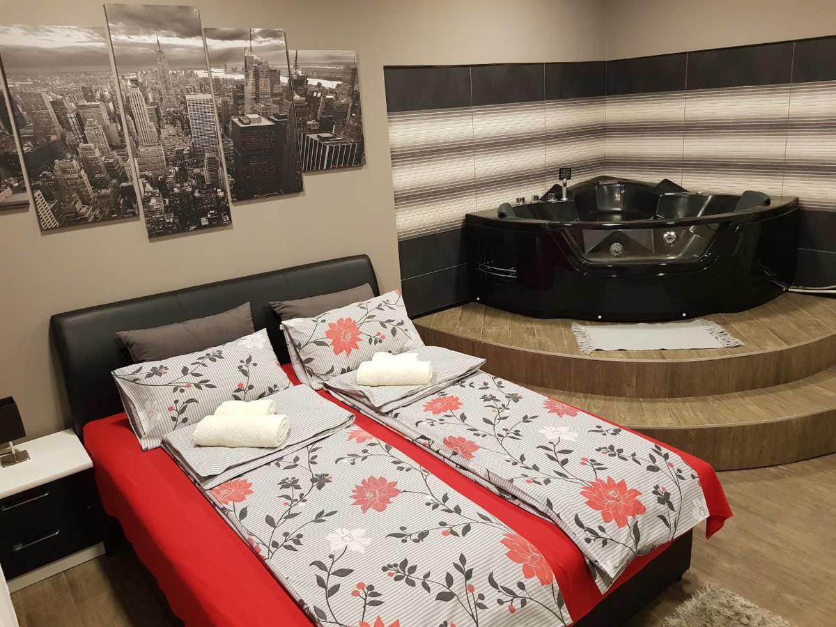 Ceca Apartman Ni Kültér fotó