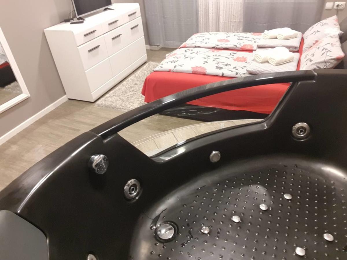 Ceca Apartman Ni Kültér fotó