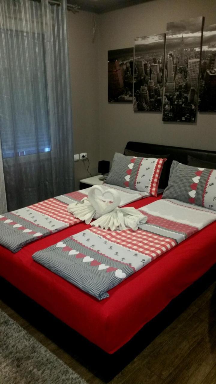Ceca Apartman Ni Kültér fotó