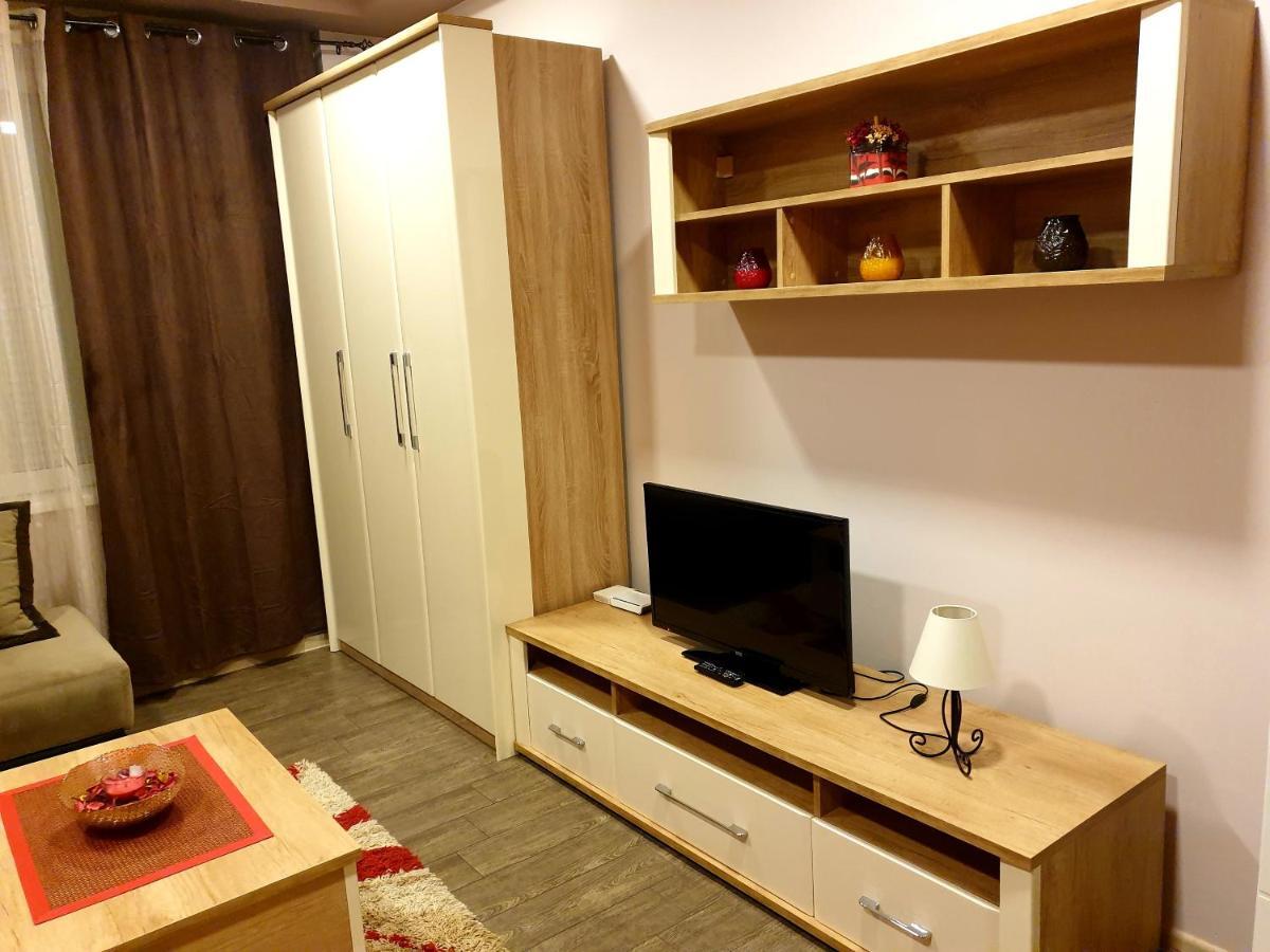Ceca Apartman Ni Kültér fotó