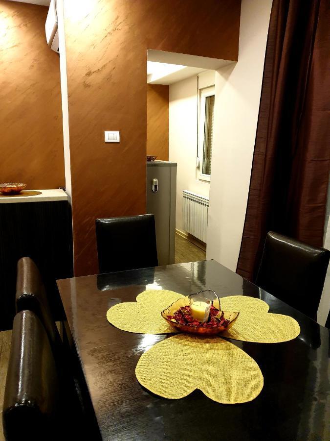 Ceca Apartman Ni Kültér fotó