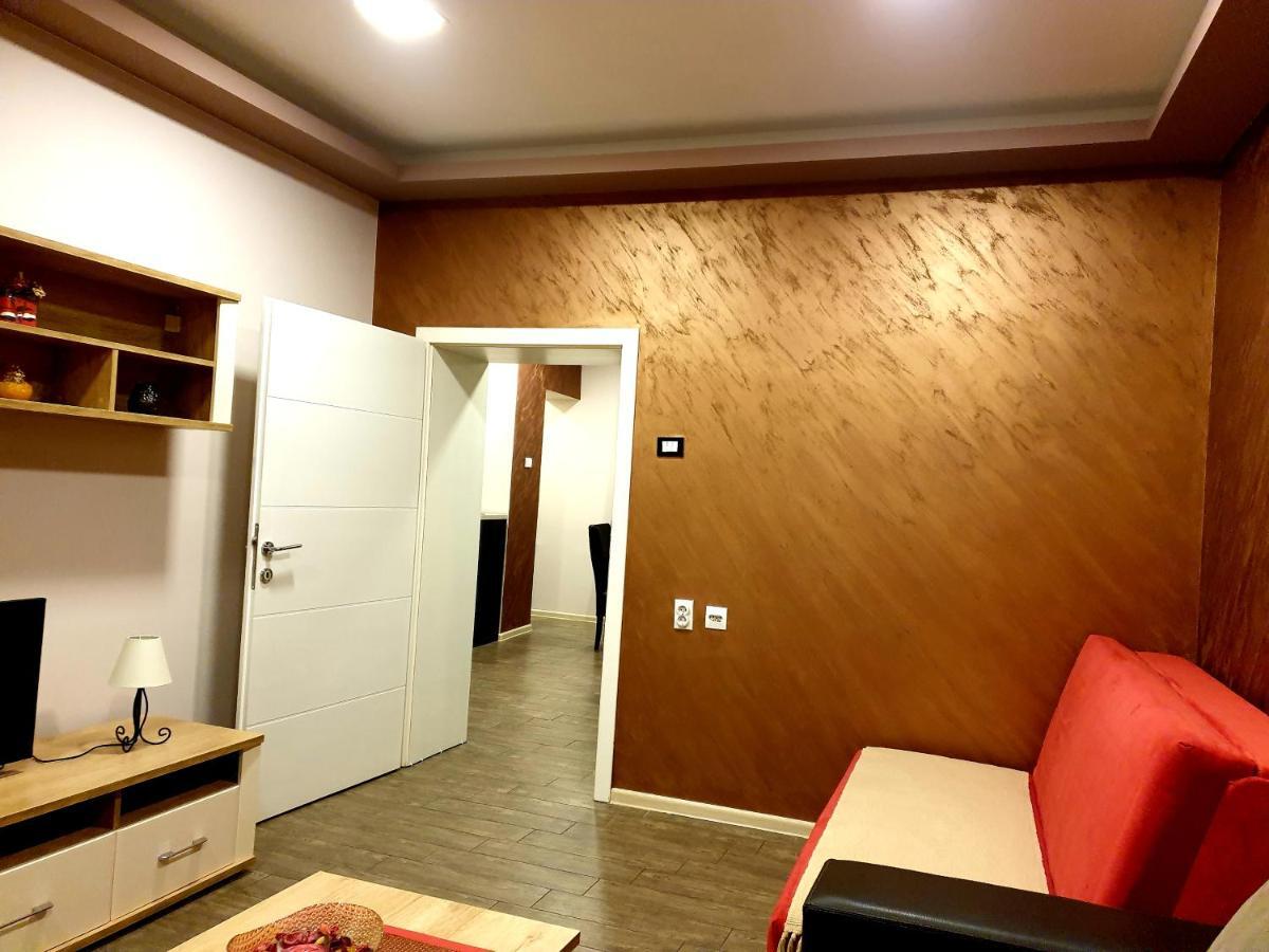Ceca Apartman Ni Kültér fotó